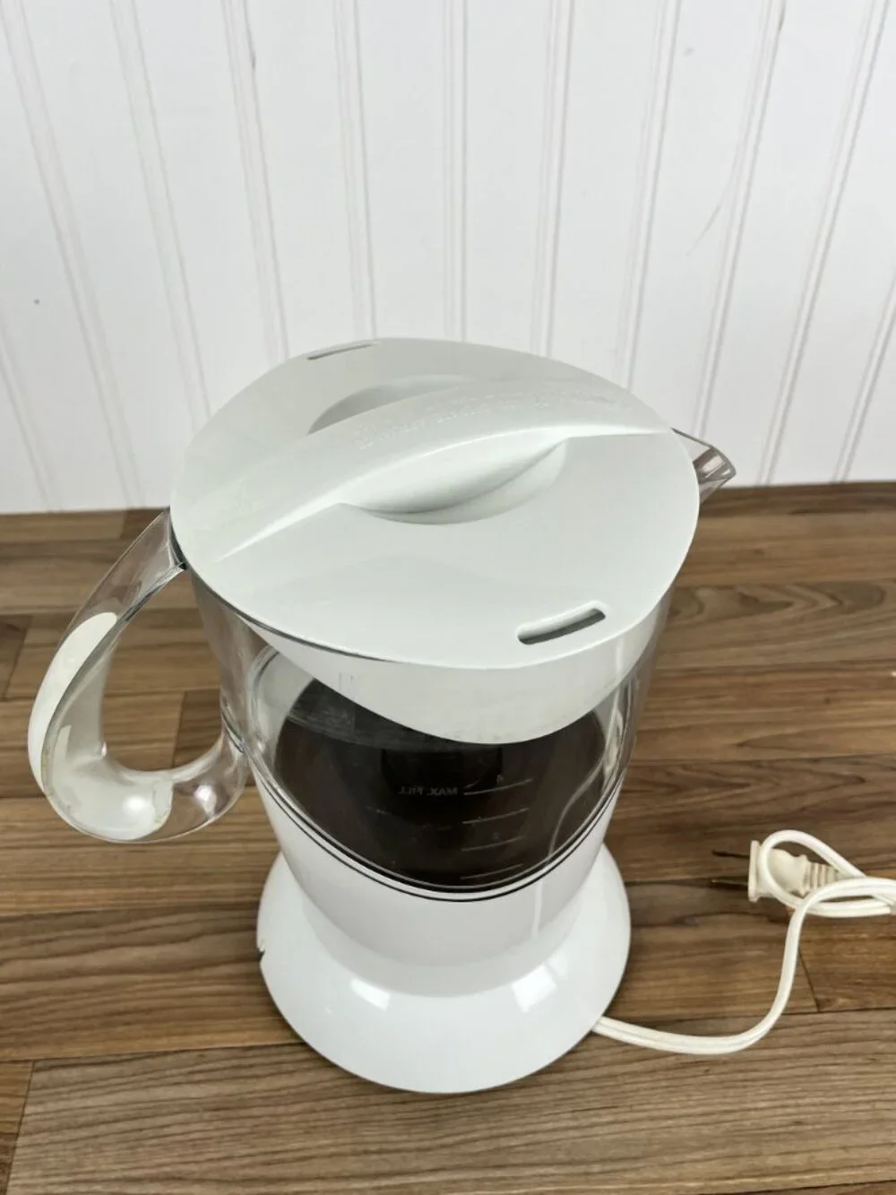 Mr. Coffee Cocomotion Hot Chocolate Hot Cocoa Maker 4 Cup HC4